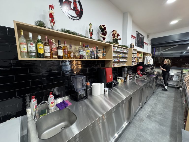 Vespa Cafe and more – Βέροια